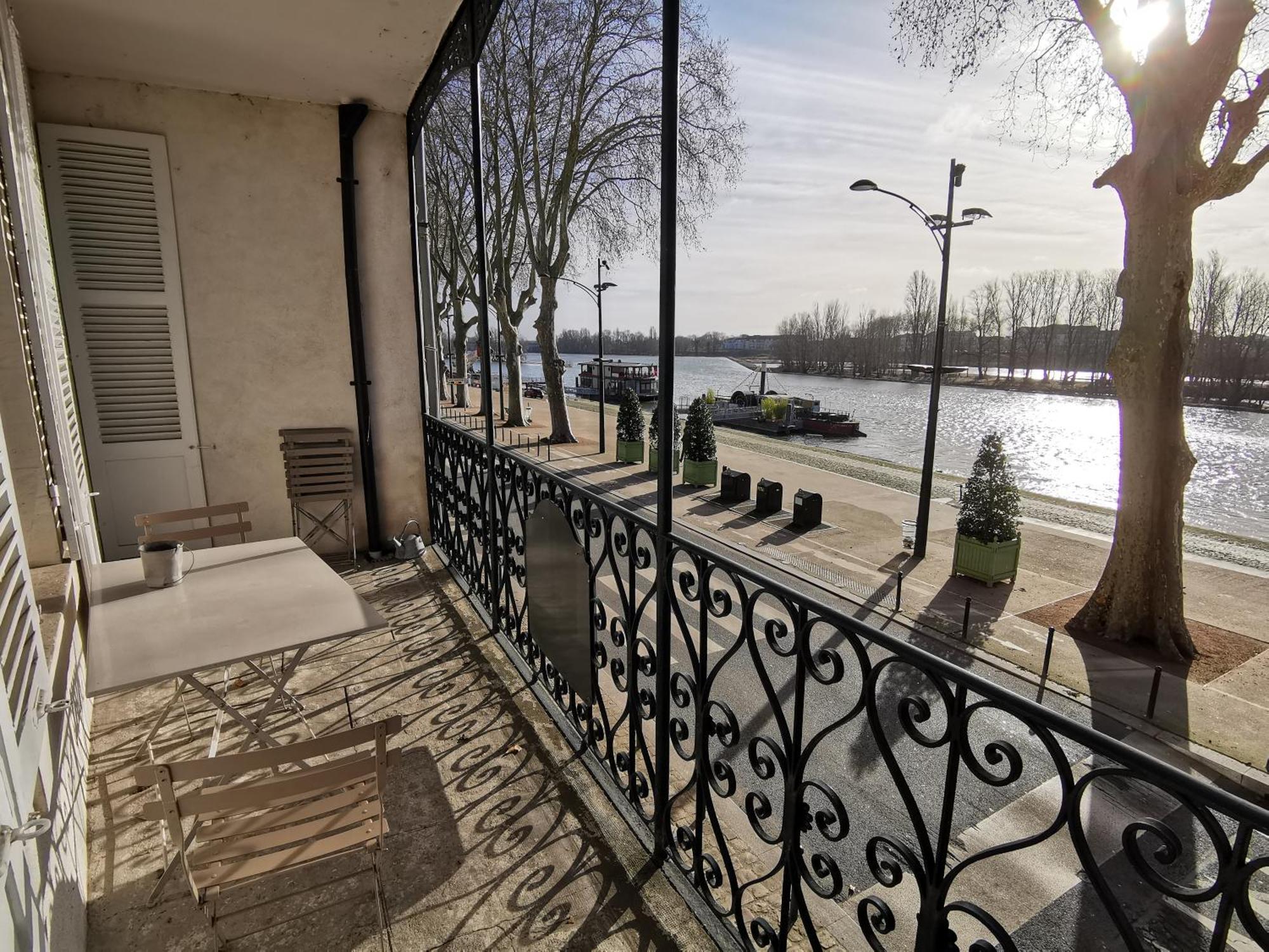 Appart Gite Les Oiseaux- Face Loire Quai Du Chatelet Orlean Zewnętrze zdjęcie